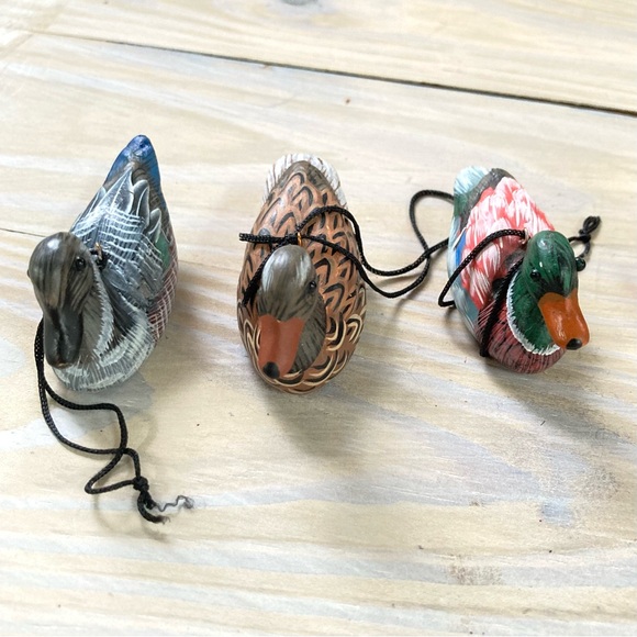 Set of 5 Mallard DUCK Ornaments 2.5 x 1  x 1.25 inches - Picture 8 of 16